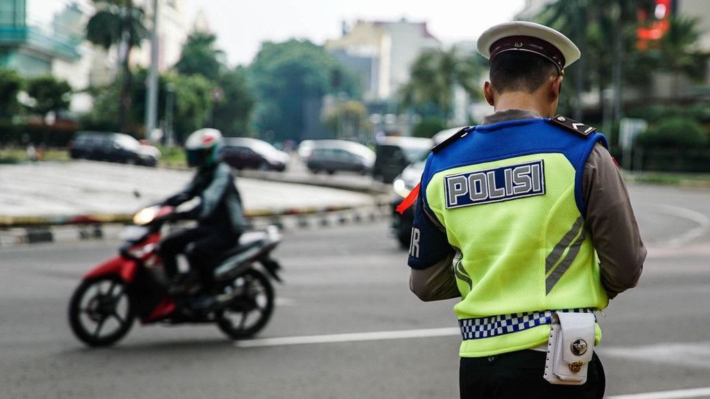 Geger Polisi dan Anggota DPRD Bantaeng Diduga 'Main' Mobil Bodong