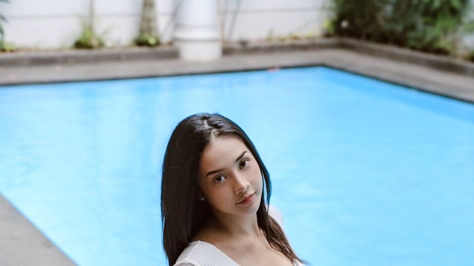 Di Depan Alkohol, Anya Geraldine Beberkan Siapa Artis yang Dipujanya