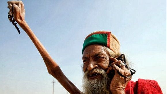 Pendeta Asal India Ini Angkat Tangannya Selama 48 Tahun hingga Kurus Kering, Ini Tujuannya