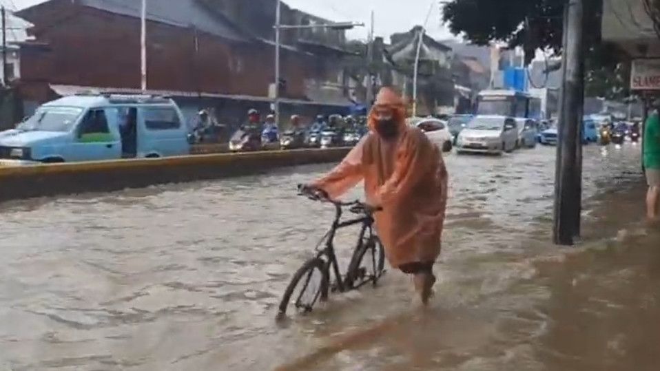 Situasi Terkini Banjir di Jakarta: Hindari Kawasan Jatinegara
