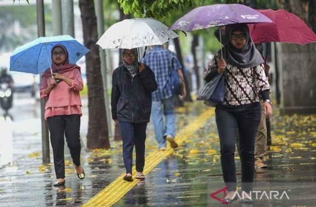 Hujan Ringan Berpotensi Guyur Sebagian Besar Wilayah Indonesia