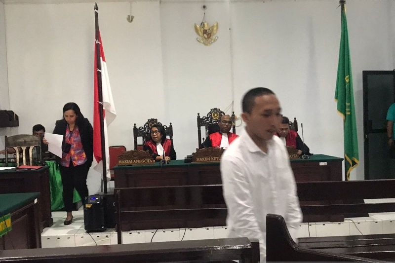 Sidangkan Kasus Penganiayaan Anak Ketua DPRD Ambon Tewaskan Remaja, Hakim: Jangan Coba-coba Ketemu Kami Beri Sesuatu