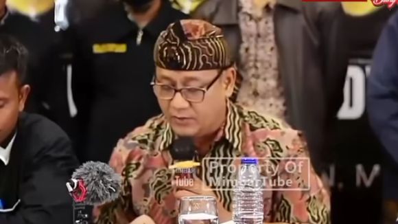Soal 'Kuntilanak' hingga 'Tempat Jin Buang Anak', Abu Janda : Edy Mulyadi Caleg Gagal PKS Hina Warga Kalimantan
