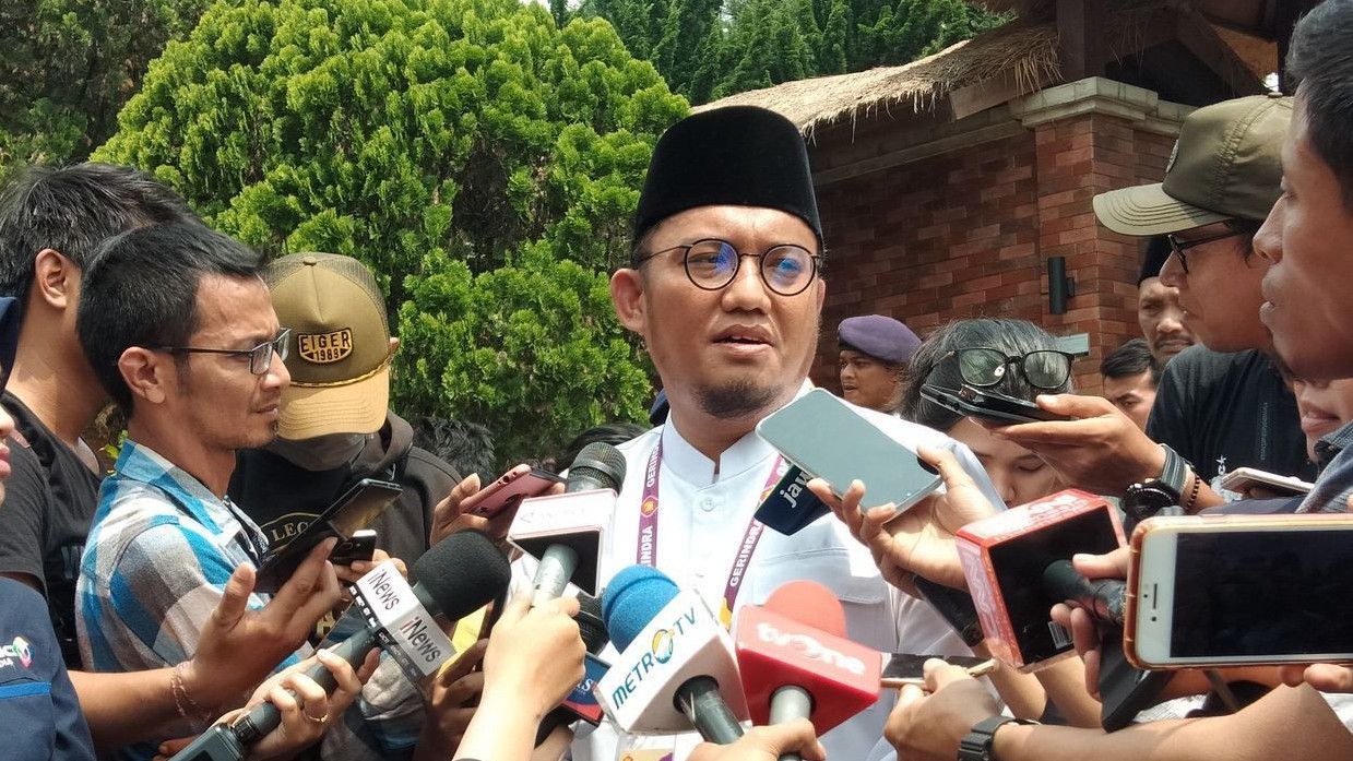 Polemik Isu Prabowo Tampar Wamen, Dahnil Anzar ke Buzzer dan 