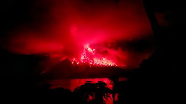 Gunung Ruang Kembali Erupsi, Stasiun Seismik PVMBG Alami Kerusakan