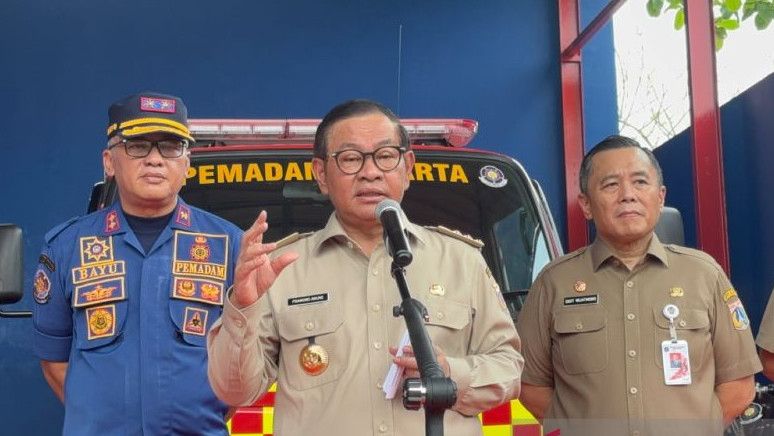 Pengunjung Ragunan Malam Hari Membludak, Pramono Minta Siapkan Tambahan Parkir