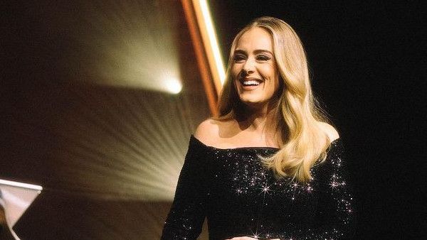 Trauma Pasca Cerai, Adele Harus Jalani Terapi Lima Kali Sehari, Takut Konser di Depan Banyak Penggemar