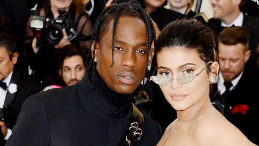 Liburan Terpisah Pas Tahun Baru, Kylie Jenner dan Travis Scott Dikabarkan Putus