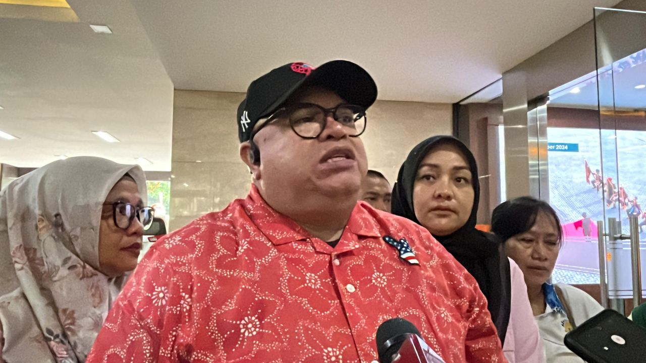 Jadi Tersangka, Razman Arif Nasution Penuhi Panggilan Bareskrim untuk Dilimpahkan ke Kejaksaan