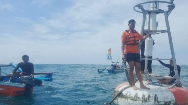 TIM SAR Gunung Kidul Evakuasi EWS Tsunami di Tiga Mil Garis Pantai