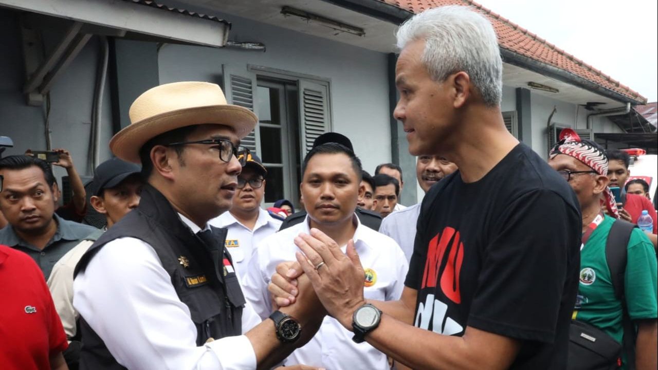 Jelang Lebaran, Ganjar-Ridwan Kamil Pamer Kedekatan di Bandung