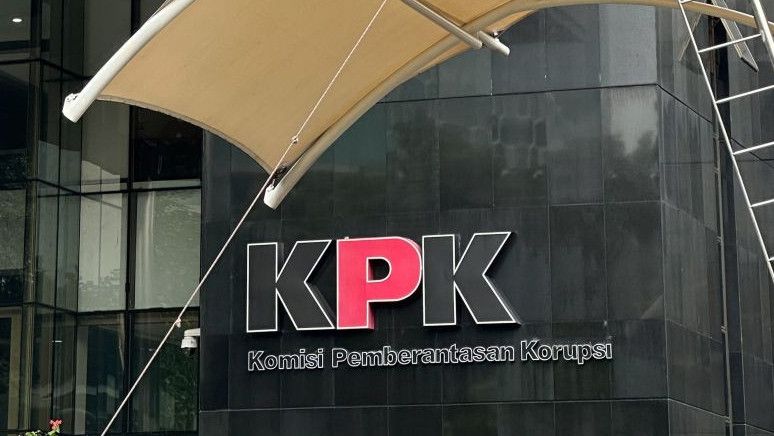 Kasus Korupsi Pengadaan Mesin EDC, KPK Cekal Dirut Allo Bank Indra Utoyo