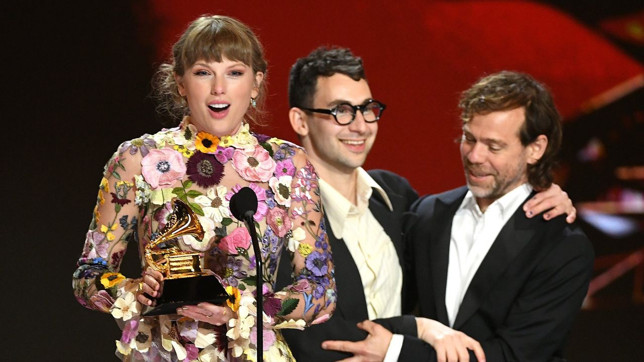 Taylor Swift Cetak Sejarah Grammy Awards, Jadi Peraih Album of The Year Tiga Kali