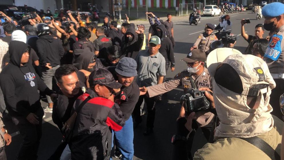 Demonstrasi Gabungan Mahasiswa Papua di Makassar Ricuh, Empar Orang Ditangkap