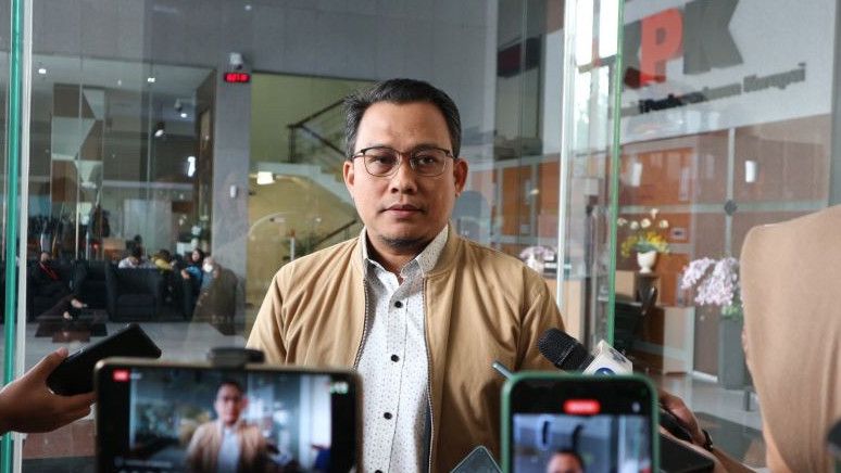KPK Cegah Tiga Orang Terkait Kasus Korupsi Pengadaan Barang di Basarnas