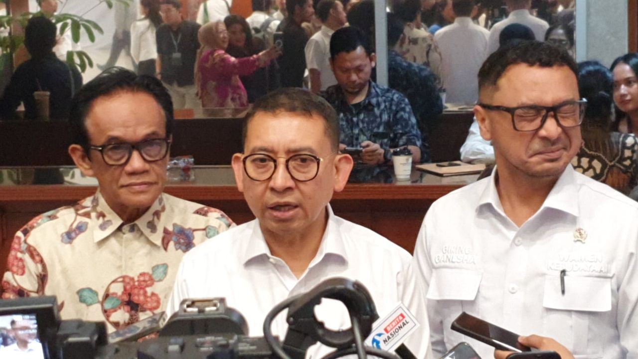 Fadli Zon: Tidak ada Eskalator atau Lift di Candi Borobudur, tapi Chair Lift