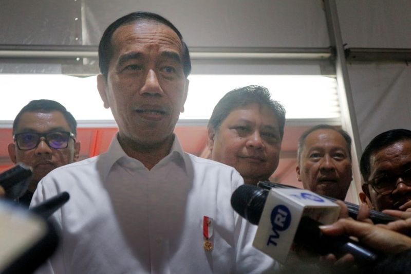 Presiden Jokowi Minta Erick Tohir Reformasi Total PSSI