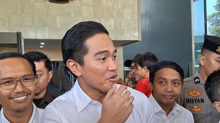 Soal Jet Pribadi Kaesang Bukan Gratifikasi: Hasto Kritik Pihak yang Berusaha Kendalikan KPK