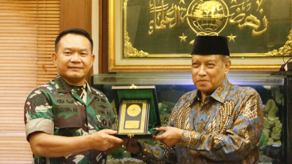 Ingin Perkuat Hubungan dengan Ulama, KSAD Jenderal Dudung Silaturahmi ke PBNU