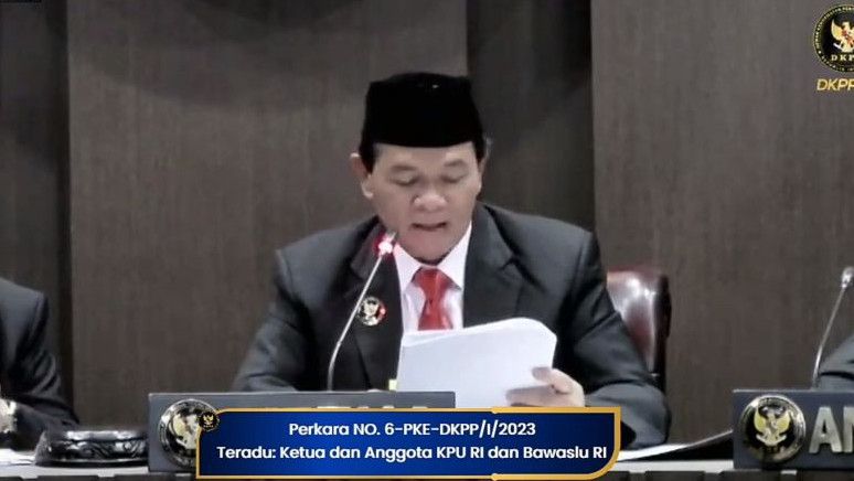 Sebut Kemungkinan Pemilu 2024 Kembali ke Proporsional Tertutup, DKPP Beri Sanksi Peringatan Ketua KPU RI