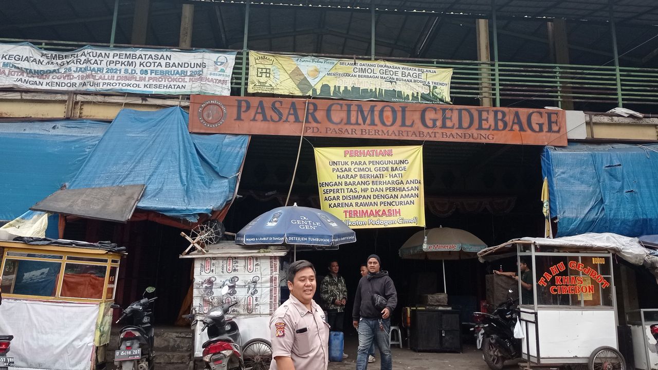 Pasar Cimol Gedebage Kini Tutup, Imbas Menjalarnya Keresahan Jokowi soal Baju Impor Bekas