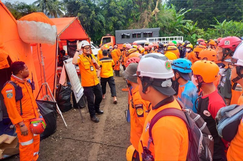 Hari Ini, Tim SAR Kembali Cari 39 Orang yang Masih Hilang Pascagempa Cianjur