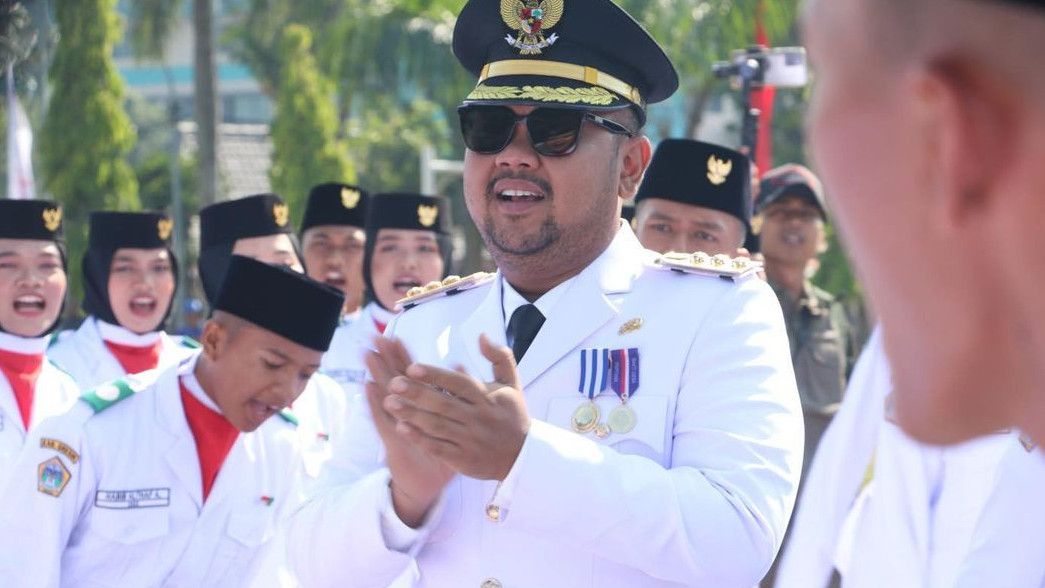 Selain Gus Mudhlor, Kakak Ipar Bupati Gresik Ikut Deklarasi Prabowo-Gibran, PDIP Jatim Bakal Panggil Gus Yani