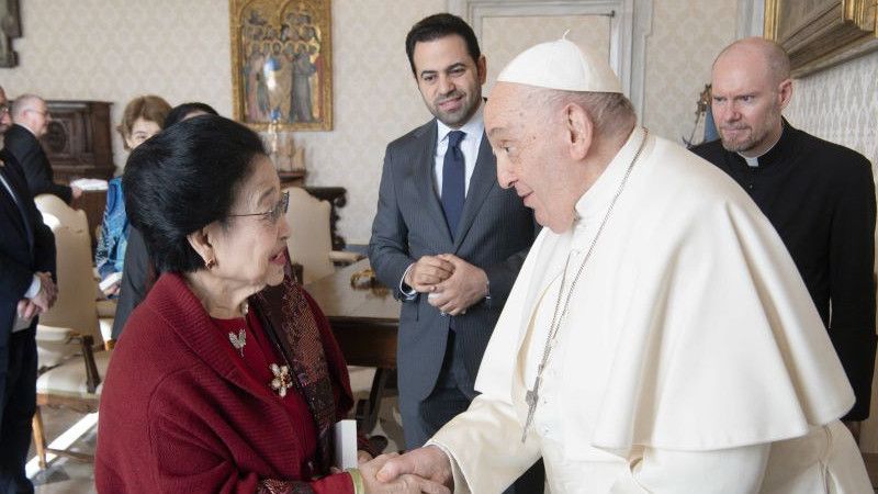 Bertemu Paus Fransiskus, Megawati Tegaskan Tidak Bahas Masalah Politik: Kita Bicara Perdamaian