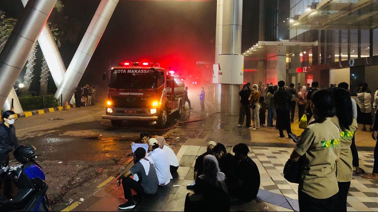 Kebakaran di Trans Studio Mall Makassar, Pengunjung Sempat Menyelamatkan Diri ke Balkon