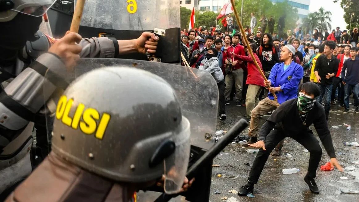 Polisi: 7 dari 351 Orang yang Ditangkap Terkait Demo Ricuh di DPR Positif Narkoba