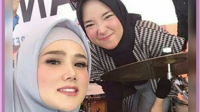 Foto Bareng, Isu Perselingkuhan Nissa Sabyan Bakal Mengulang Kisah Mulan Jameela?