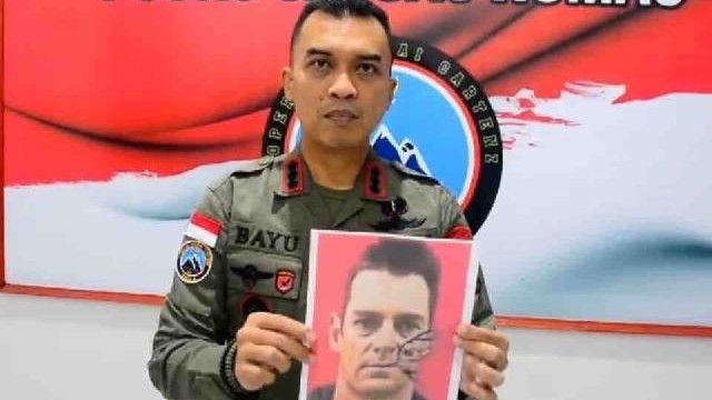 Pilot Helikopter Asal Selandia Baru Ditembak Mati dan Jasadnya Dibakar Diduga oleh KKB Papua