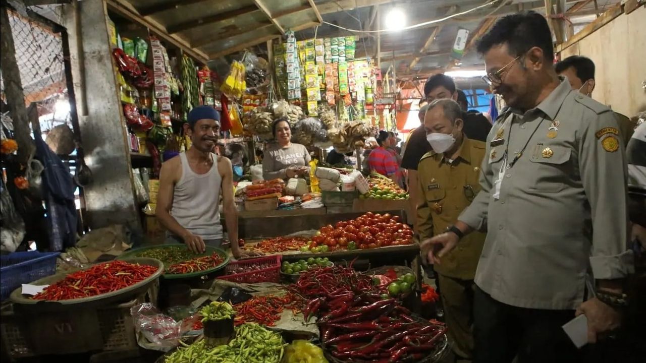 Cabai Rawit di Makassar Dijual Rp100 Ribu per Kilogram, Mentan SYL: Naik Lagi...