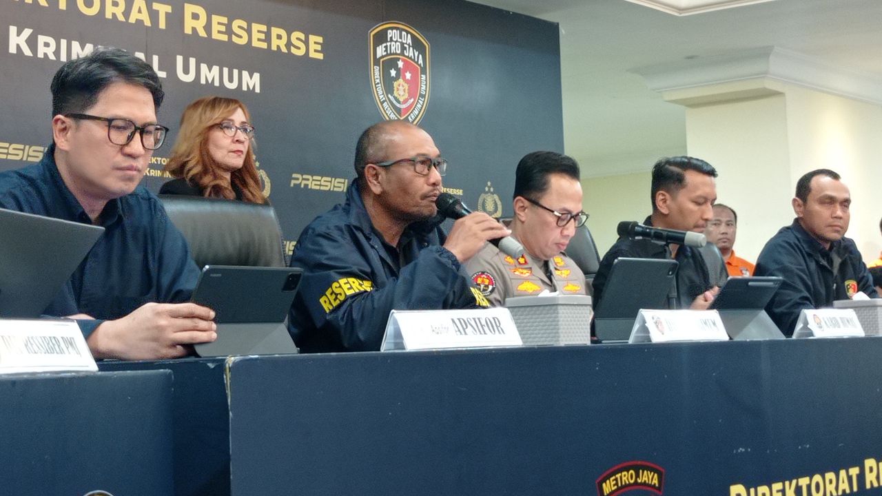 Isi Email Diplomat Arya ke Badan Amal: Lihat Gedung Tinggi Ingin Loncat