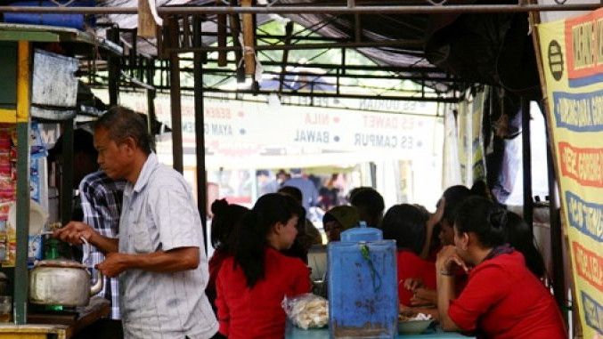 Pecel Lele Mahal Viral, Pemkot Yogya ke Pedagang Malioboro: Jangan Menjebak