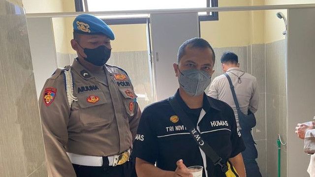Seluruh Polisi Sidoarjo Tes Urine Pascapenangkapan Kapolsek Sukodono, Bila Ada yang Positif Akan Langsung Dipecat Tak Hormat