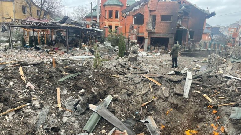 Situasi Terkini Konflik Rusia Vs Ukraina: Rumah Sakit Anak di Mariupol Dibom Rusia hingga 35.000 Warga Ukraina Dievakuasi