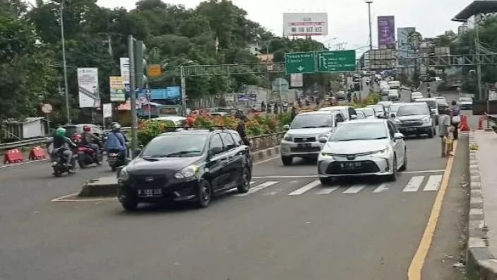 Volume Kendaraan Terkendali, Polisi Tak Berlakukan One Way di Jallur Puncak