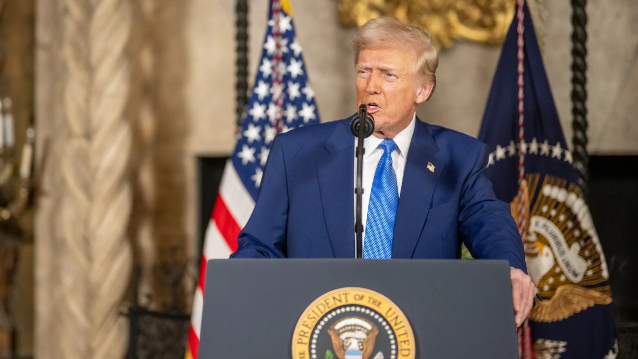 Trump Resmi Cabut Bantuan Kesehatan ke Negara lain, Ini Alasannya