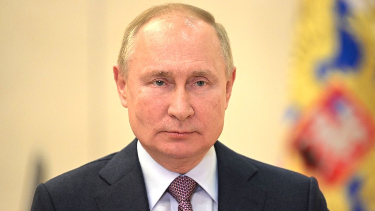 Minta AS Tidak Terlibat Jauh Urusan Ukraina, Putin Beri Ancam Gunakan Senjata Nuklir