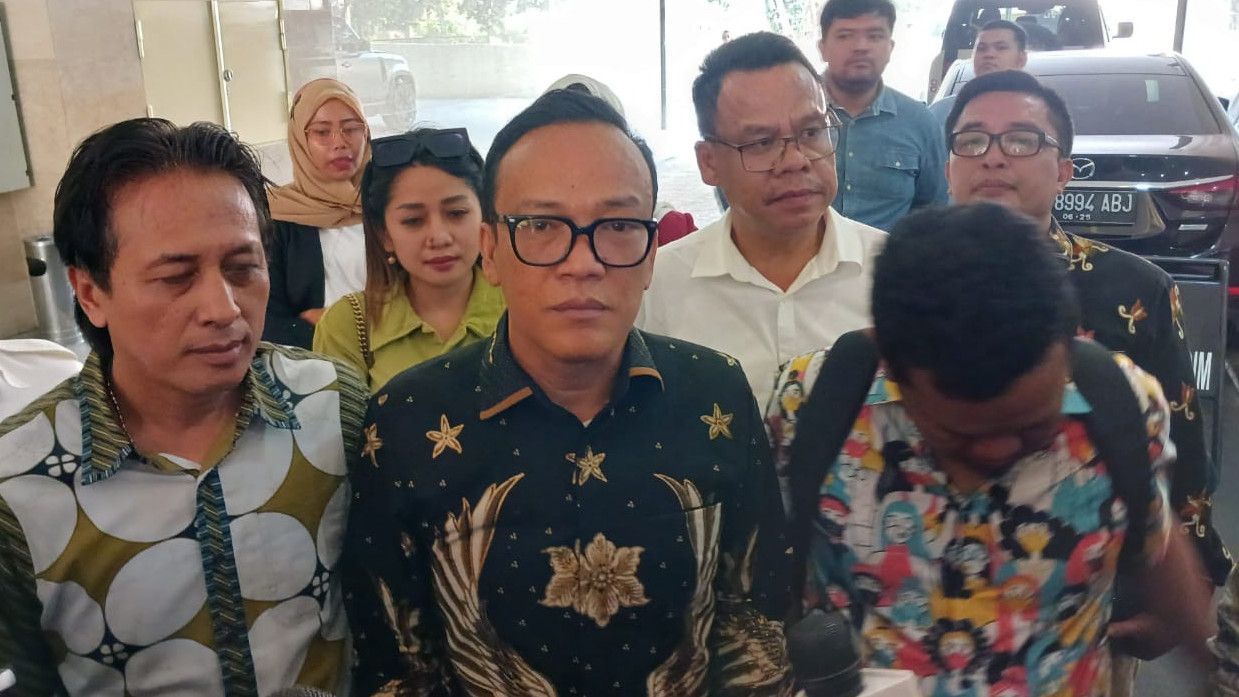 Relawan Prabowo Duga Hasto PDIP Aktor Intelektual di Balik Isu Tampar dan Cekik Wamentan