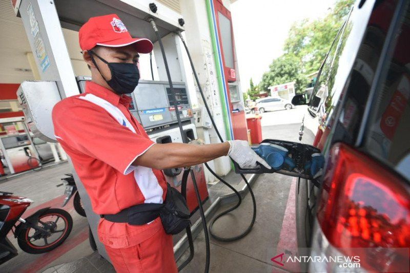 Viral Pemotor di Gowa Sulsel Merokok Saat Mengantre Mau Isi Bensin di SPBU Pertamina