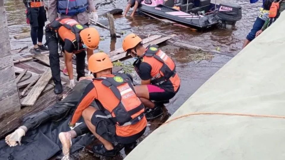 Warga Myanmar Ditemukan Tewas Usai Tiga Hari Tenggelam di Sungai Barito