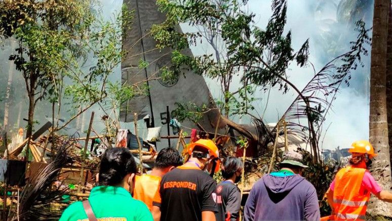Filipina Temukan Kotak Hitam Pesawat Militer C-130 yang Nahas