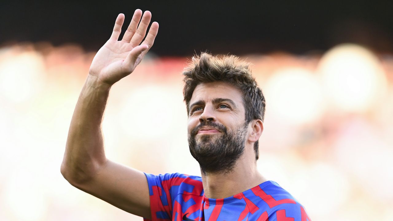 Gerard Pique Umumkan Pensiun, Minggu Pagi Jadi Game Terakhirnya di Barcelona