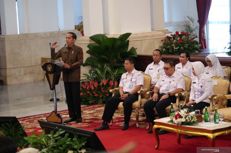 Jokowi Minta BMKG Agar Peringatan Dini Lebih Cepat dan Akurat