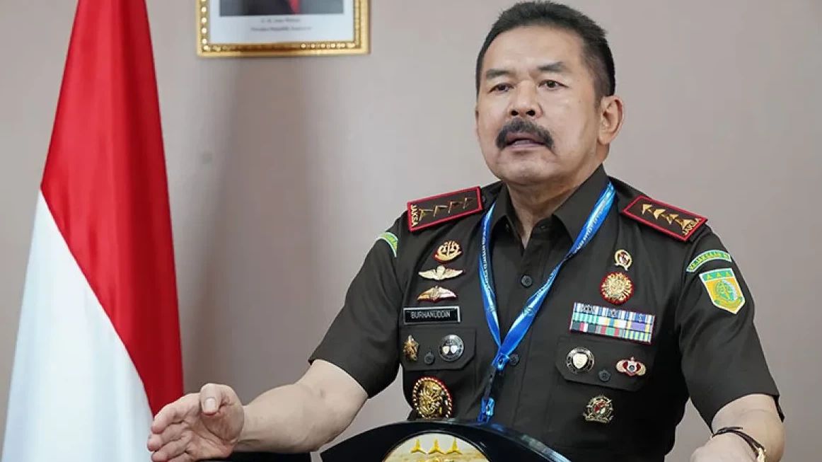 Jaksa Agung Mutasi Enam Kajati, Ini Daftar Namanya
