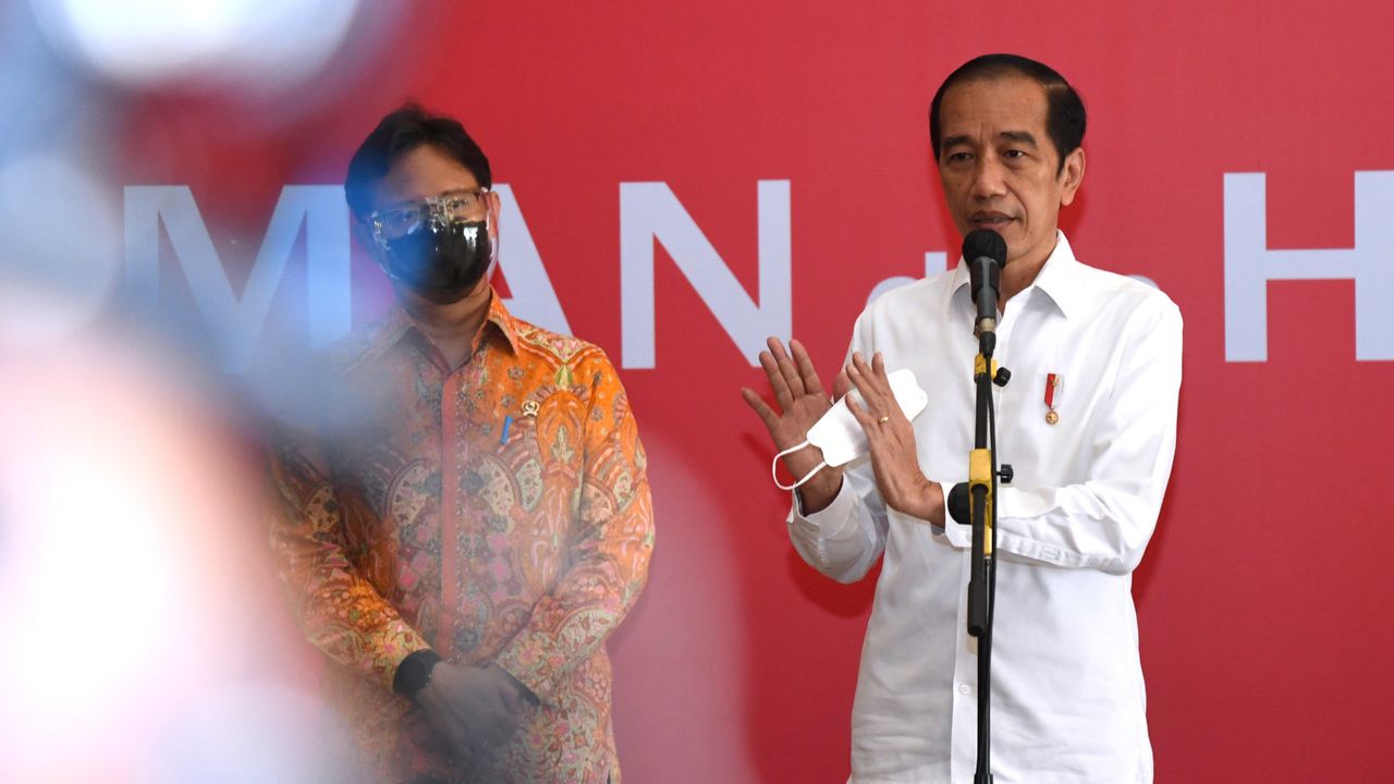 Jokowi Segera Umumkan 5 Merek Vaksin untuk Booster, Ada Vaksin Sinovac Asal China