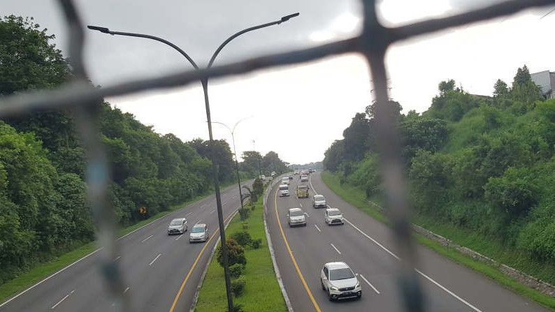 Arus Kendaraan Padat, Polisi Berlakukan One Way dari Yol Kalikangkung hingga Bawen