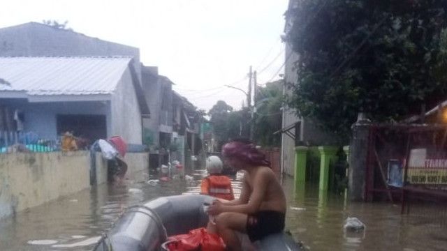Update BPBD soal Banjir: 68 RT di Jakarta Terendam Banjir, Warga di 3 Kelurahan Mengungsi